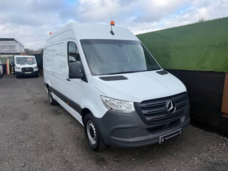 2021 Mercedes-Benz Sprinter 3.5t H2 Progressive Van PANEL VAN DIESEL Manual
