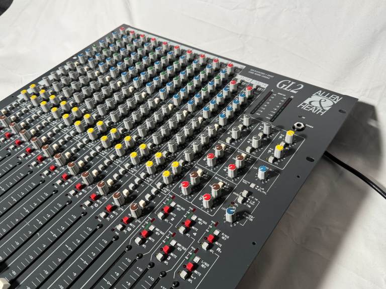 Allen & Heath GL2 14 Channel Vintage Analogue Mixing Desk