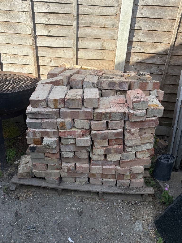 Reclaimed bricks around 450 