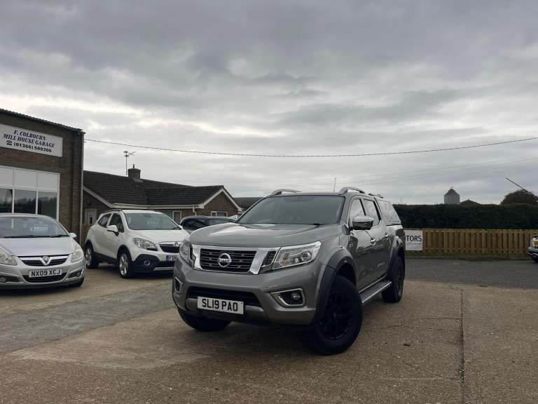 NISSAN NAVARA 2.3 dCi Off-Roader AT32 2019