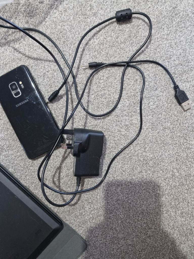 Samsung Tablet and Fusion Tablet with Accessories – Good Condition