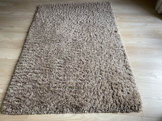 Light brown rug 120 CM X 175 CM , suitable for living room