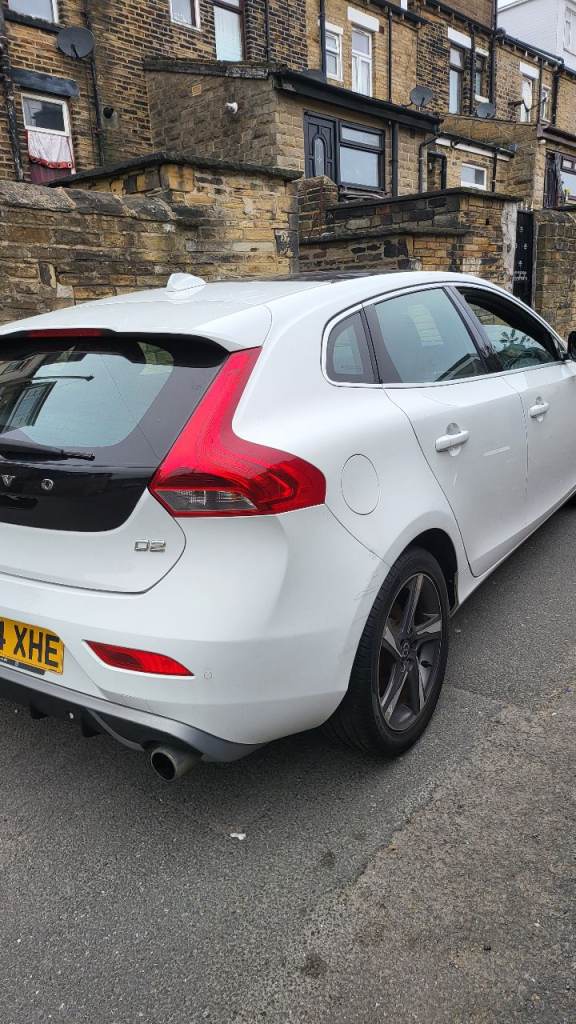 Volvo, V40, Hatchback, 2014, Manual, 1560 (cc), 5 doors