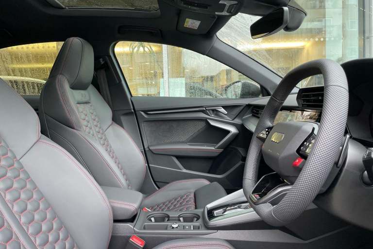 2025 Audi RS3 2.5 TFSI Carbon Black Saloon 4dr Petrol S Tronic quattro Euro 6 (s/s) (400  SALOON ...