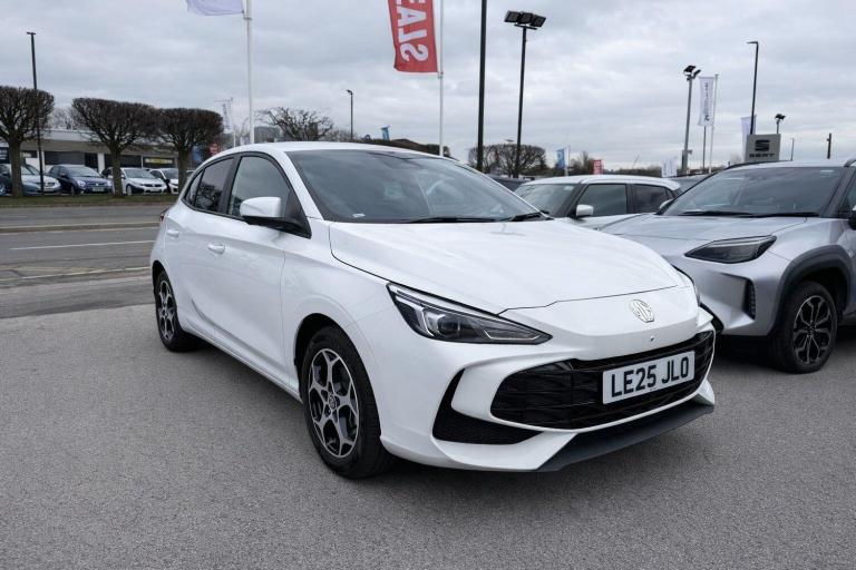 2025 MG MG3 1.5 Hybrid+ Trophy Hatchback 5dr Petrol Hybrid Auto Euro 6 (s/s) (194 ps) HATCHBACK P...