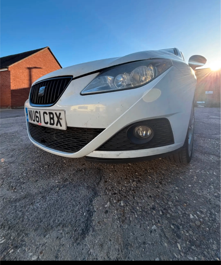 Seat, IBIZA, Hatchback, 2011, Manual, 1390 (cc), 3 doors