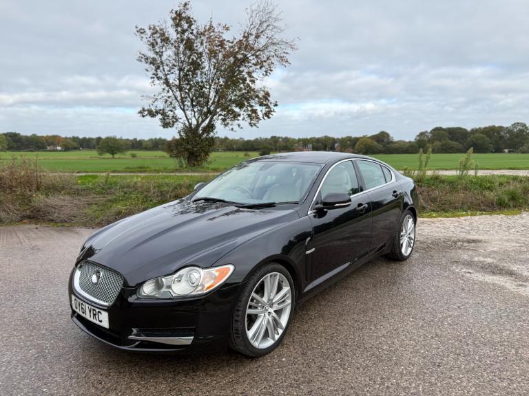 2011 Jaguar XF 3.0d V6 Portfolio 4dr Auto SALOON Diesel Automatic