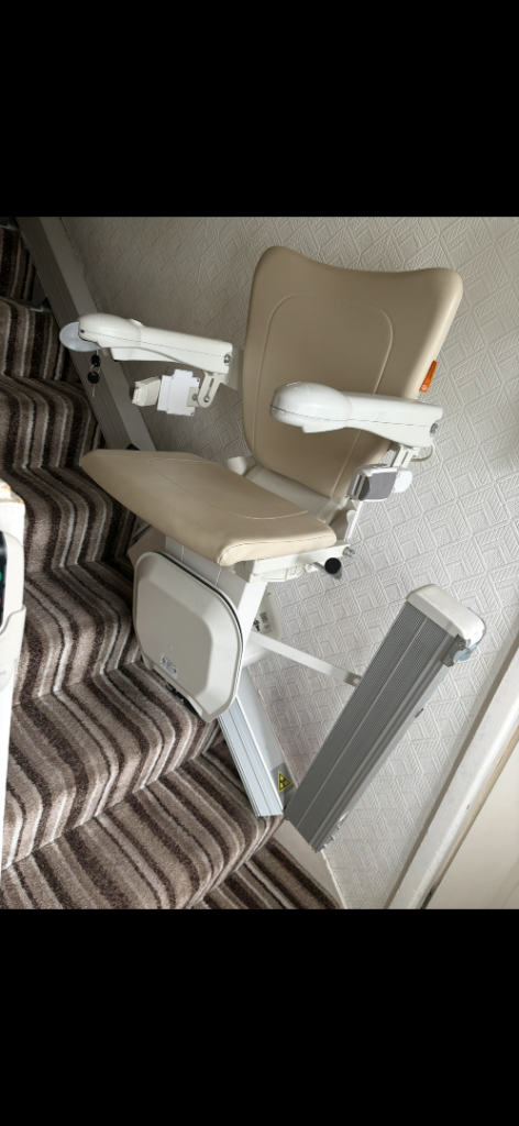 Handicare 1100 stairlift 