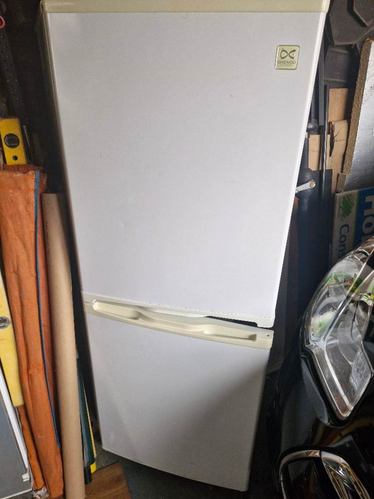 Daewoo fridge freezer