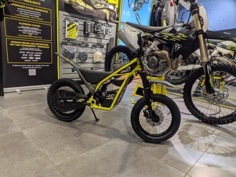 TRIUMPH TXP-16 POWERED BY OSET - IN STOCK - ELECTRIC TRIALS MX BIKE
