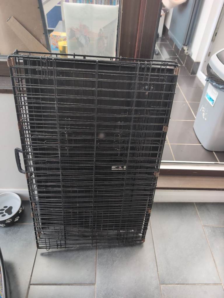 Dog crate medium 