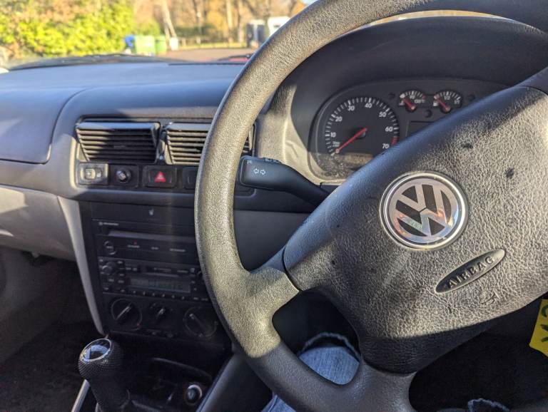 Volkswagen, GOLF, Hatchback, 2001, Manual, 1598 (cc), 5 doors