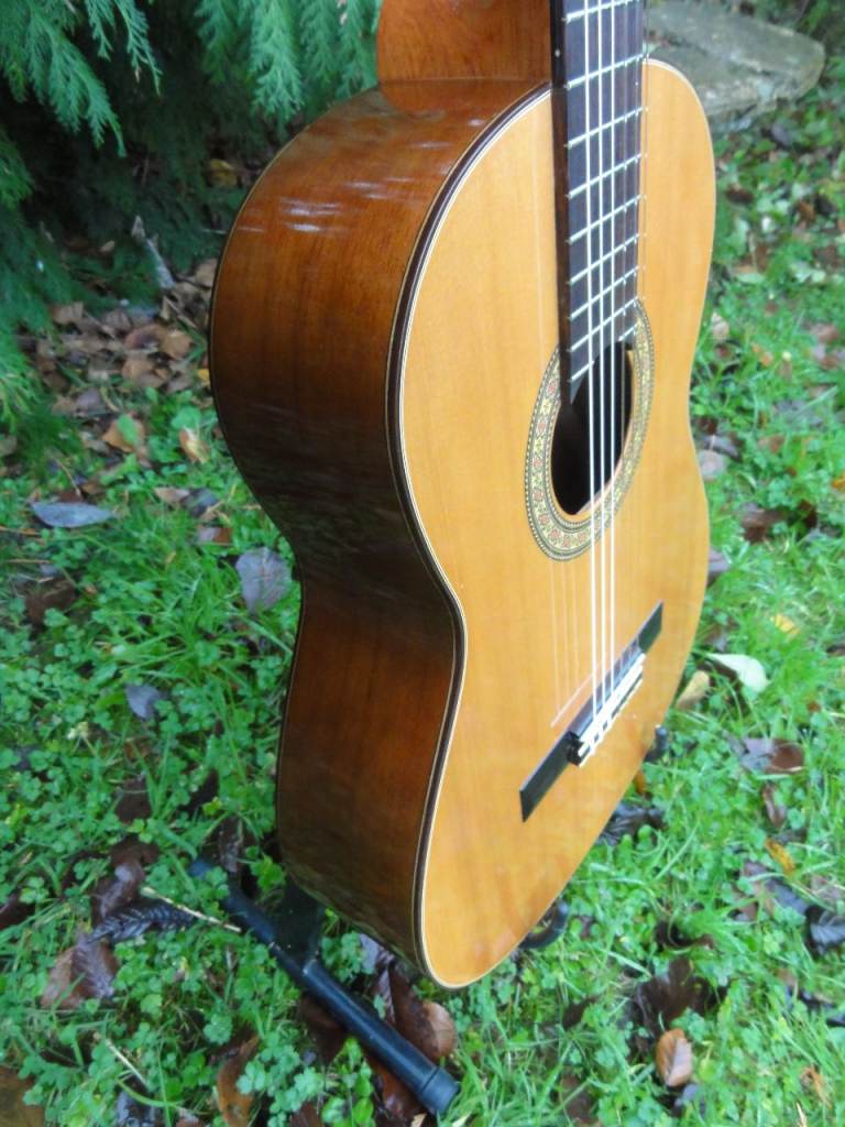 Vintage Takeharu Classical Spanish Guitar - Wonderful condition - Set Up - Japan