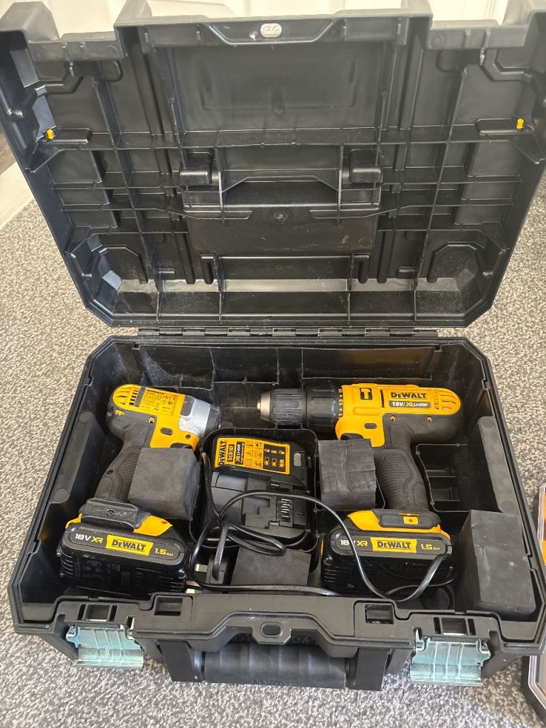 DeWalt Drill and Driver Set with 