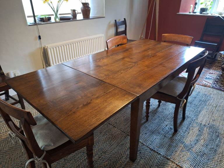 oak dining table