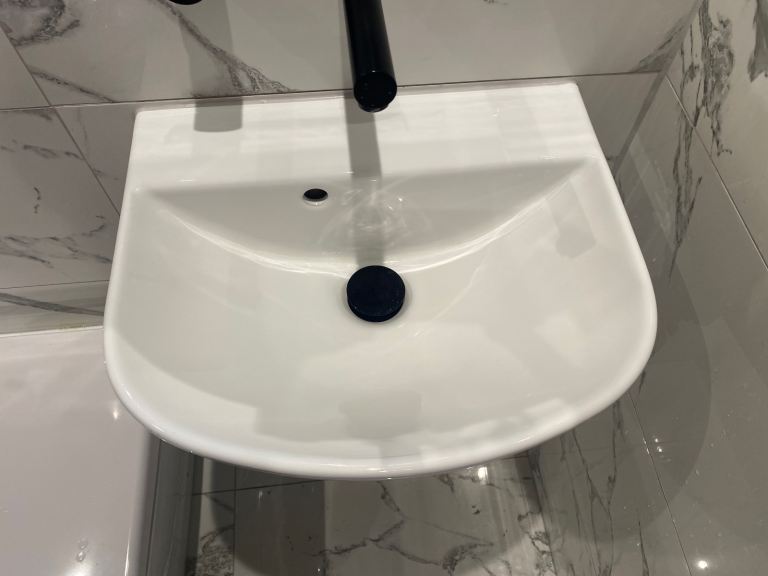 Wall Hung Basin