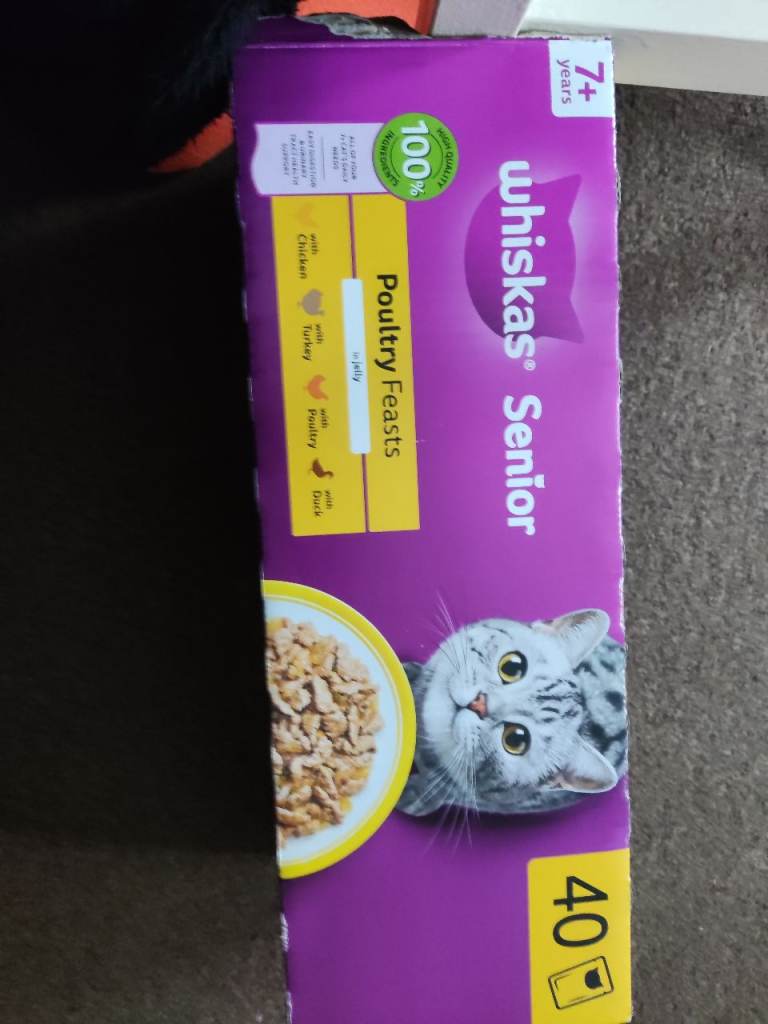 Whiskas senior poultry feasts