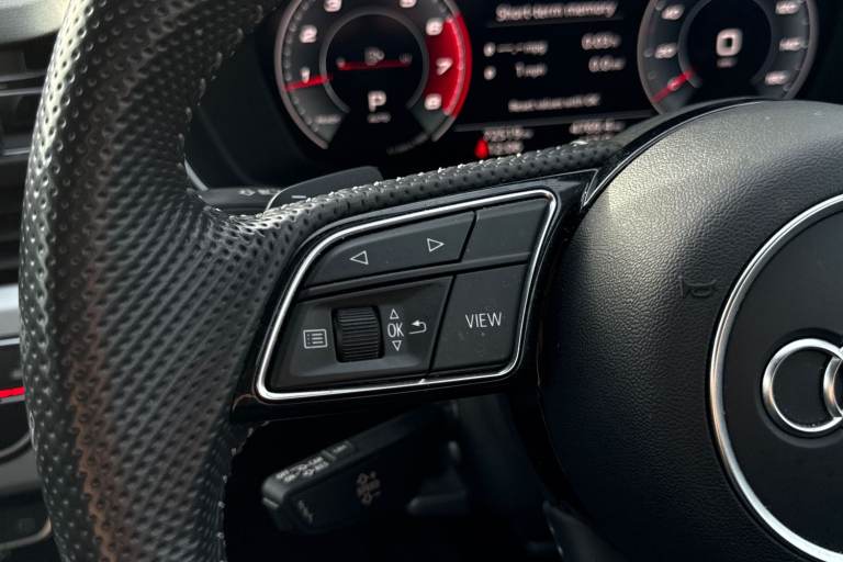 2020 Audi A4 2.0 TFSI 35 S line S Tronic Euro 6 (s/s) 4dr Saloon PETROL Automatic