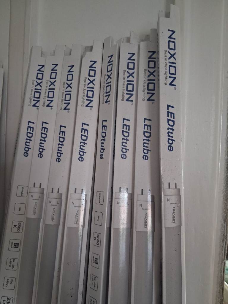 Noxion LEDtube Light Bulbs - Brand New