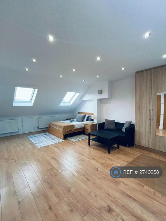 1 bedroom in Broomhill Road, Ilford, IG3 (#2740268)