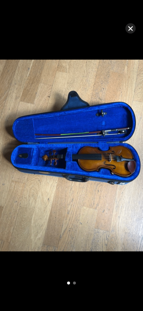 1/10 size violin for child