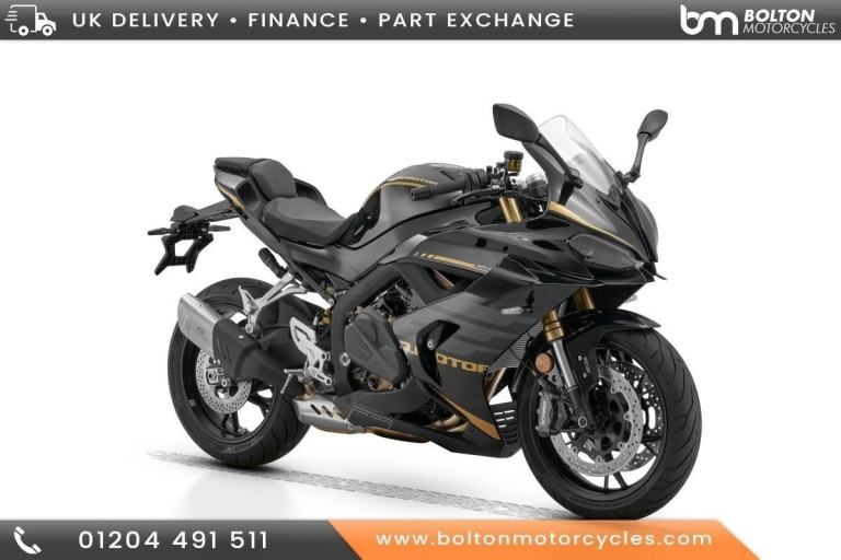 QJMotor SRK 800 RR 2026