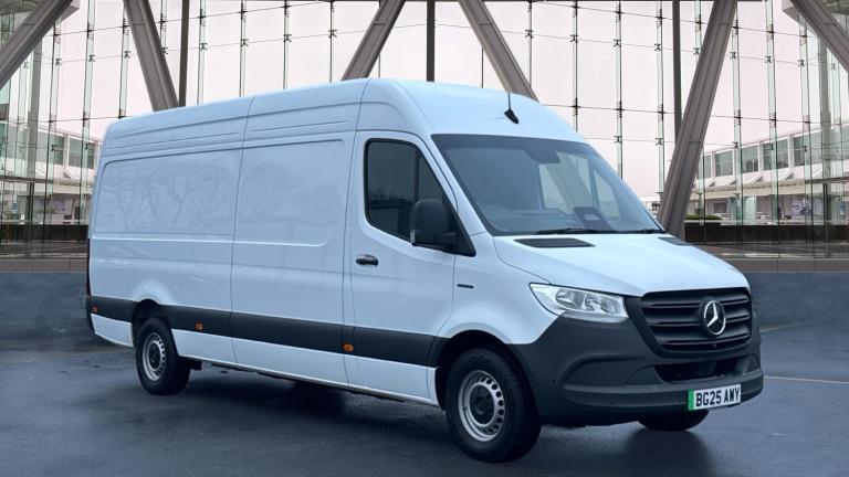 2025 Mercedes-Benz Sprinter 150kW 113kWh 420 Pro Panel Van Auto L3 H2 204PS PANEL VAN Electric Au...