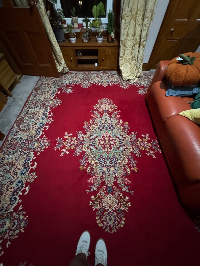 Large 100% Wool, Axminster Carpet in a Persian Style 