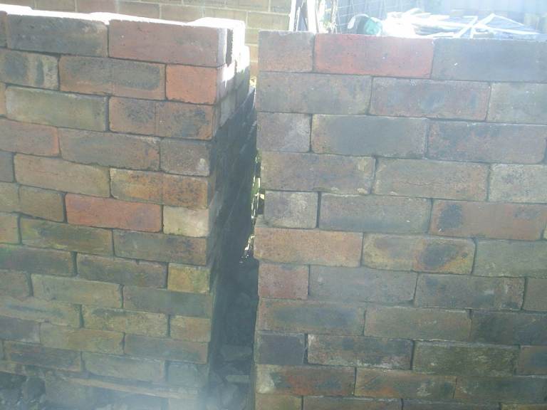 Cleaned Reclaimed Bricks. 800 Victorian Multi-Coloured Solid Bricks.  