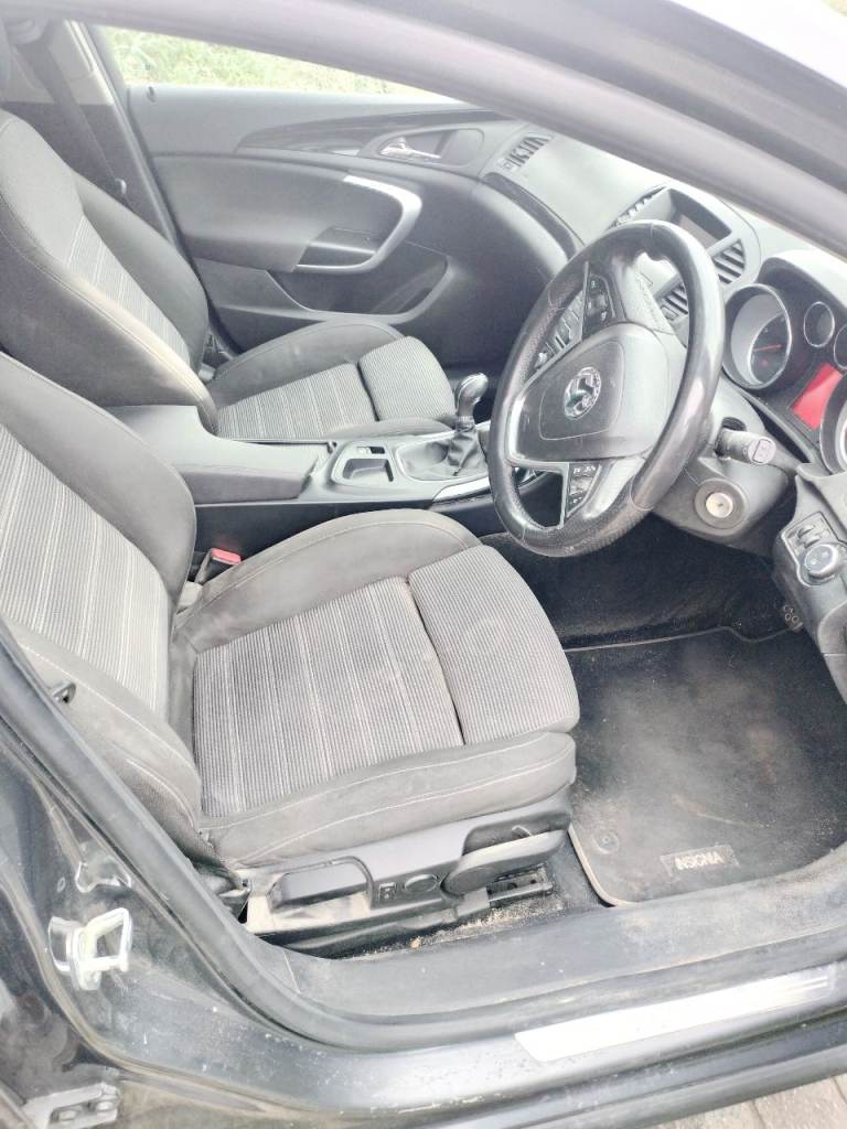Vauxhall, INSIGNIA, Estate, 2010, Manual, 1956 (cc), 5 doors