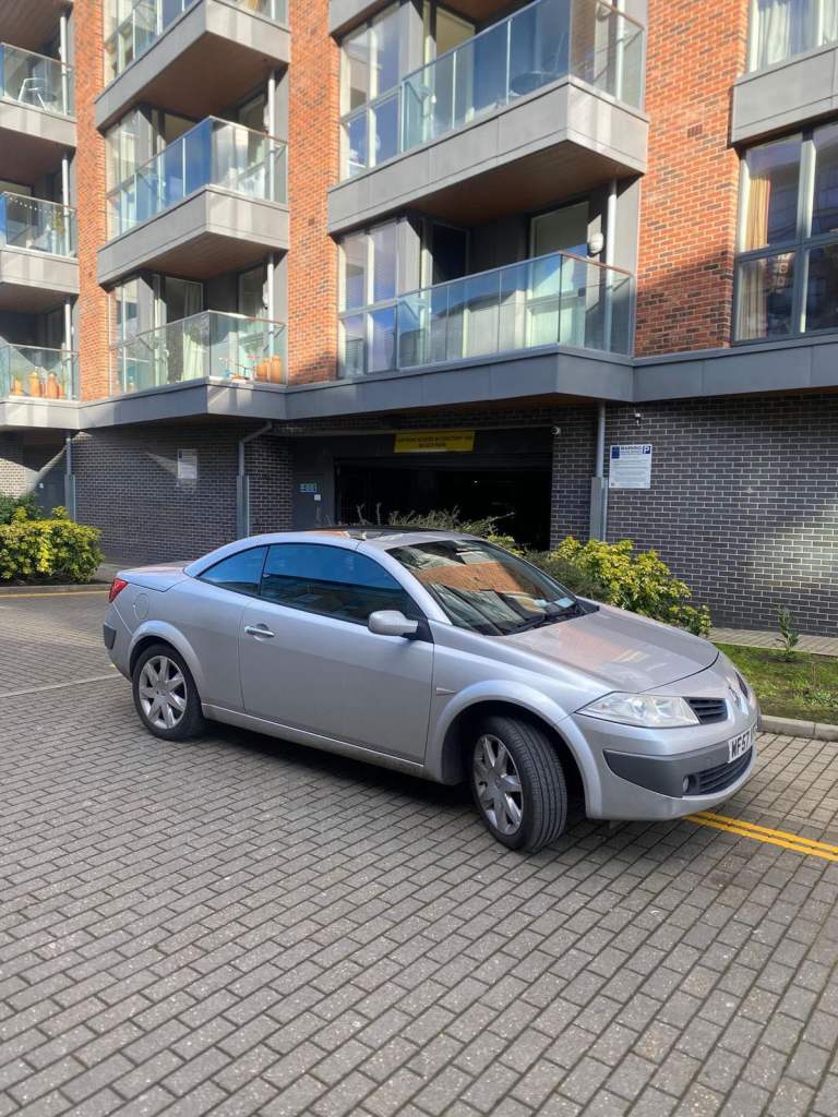 Renault, MEGANE, Convertible, 2007, Manual, 1598 (cc), 2 doors