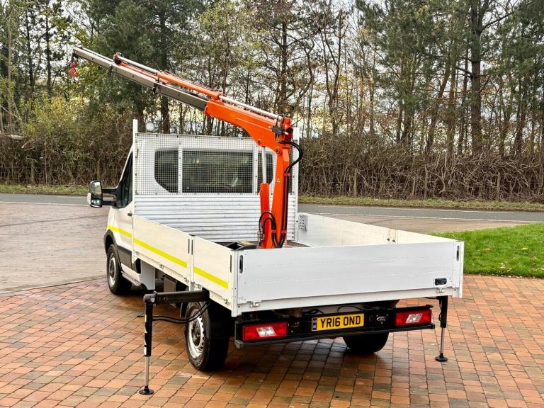 2016 Ford Transit 2.2 TDCi 125ps Pick Up Truck / Dropside ***4 Metre Reach Crane***  CHASSIS CAB ...