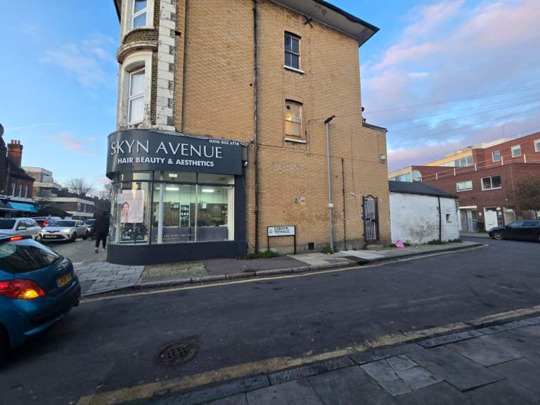 149 Lee Rd, Blackheath, London SE3 9DJ - Available now!