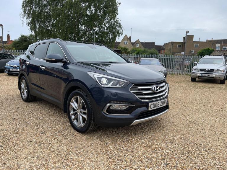 2016 Hyundai Santa Fe 2.2 CRDi Blue Drive Premium SE 4WD Euro 6 (s/s) 5dr (7 Seat) ESTATE Diesel ...