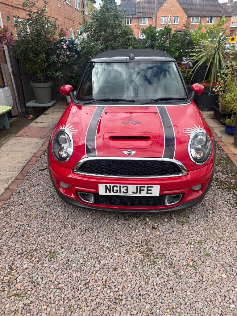 Mini, CONVERTIBLE, Convertible, 2013, Manual, 1598 (cc), 2 doors