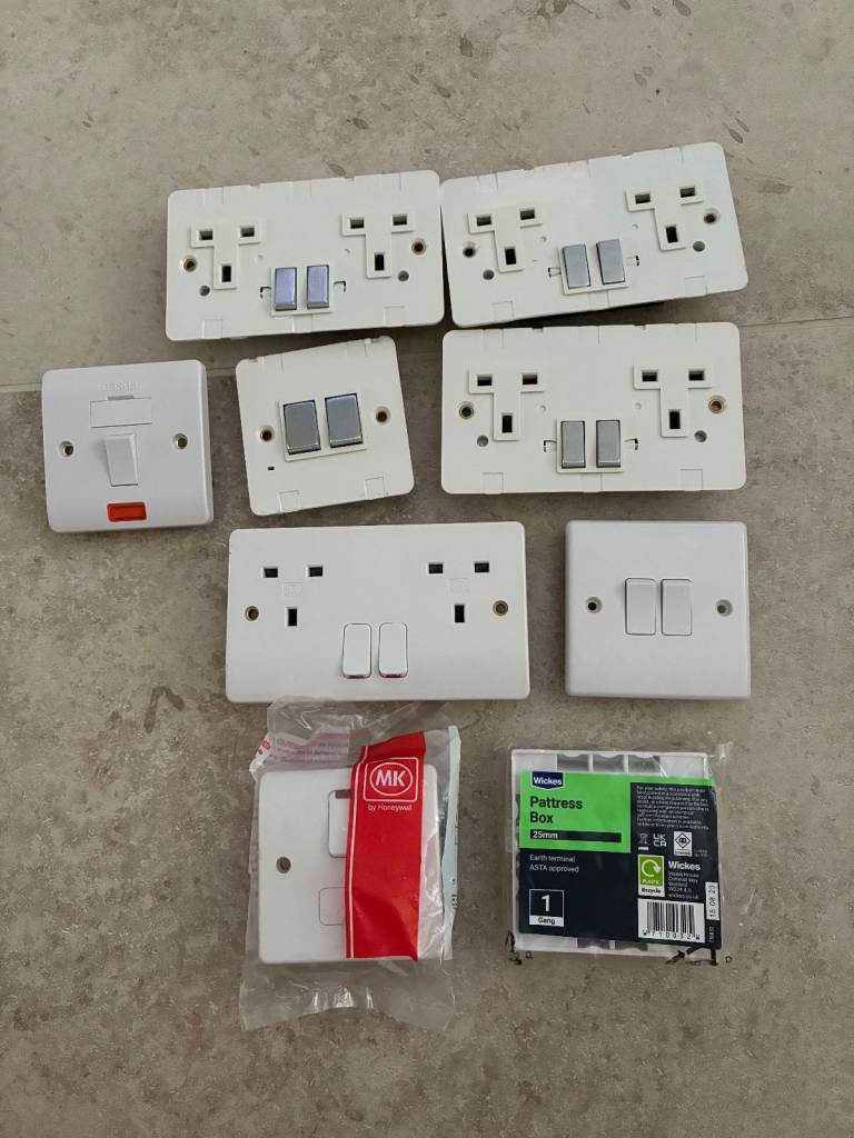 Electrical Plug Sockets/Light Switches x 9- All NEW