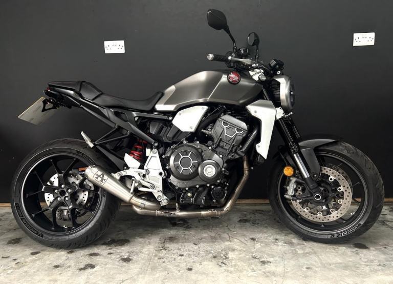 2020 20-PLATE HONDA CB1000R RA-J 17,528 MILES ** FSH ** ARROW EXHAUST **