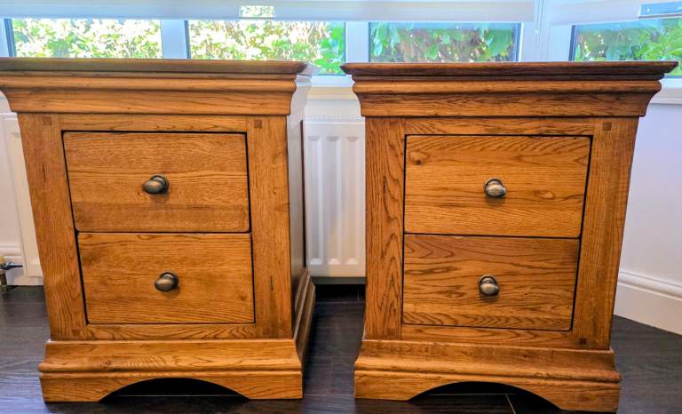 Pair of Solid Wood Bedside Tables with Drawers – Good Condition