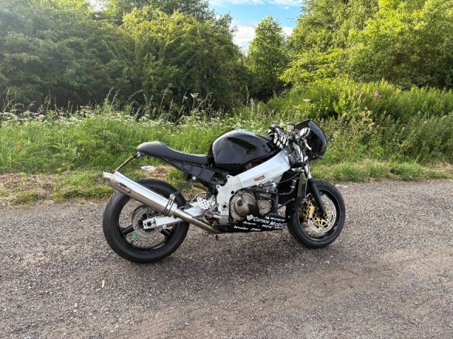Kawasaki, Ninja ZX 9, 2001, 899 (cc) | in Bathgate, West Lothian