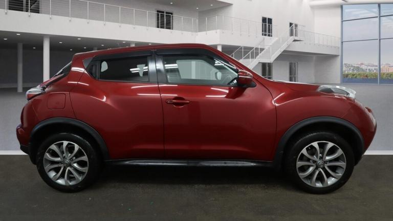 2015 Nissan Juke 1.6 Tekna 5dr Xtronic ++ NAV / LEATHER / CAMERA / ULEZ ++ HATCHBACK Petrol Autom...