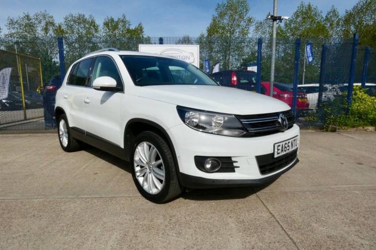 2015 Volkswagen Tiguan 2.0 TDI BlueMotion Tech Match Edition SUV 5dr Diesel Manual 4WD Euro 6 (s/...