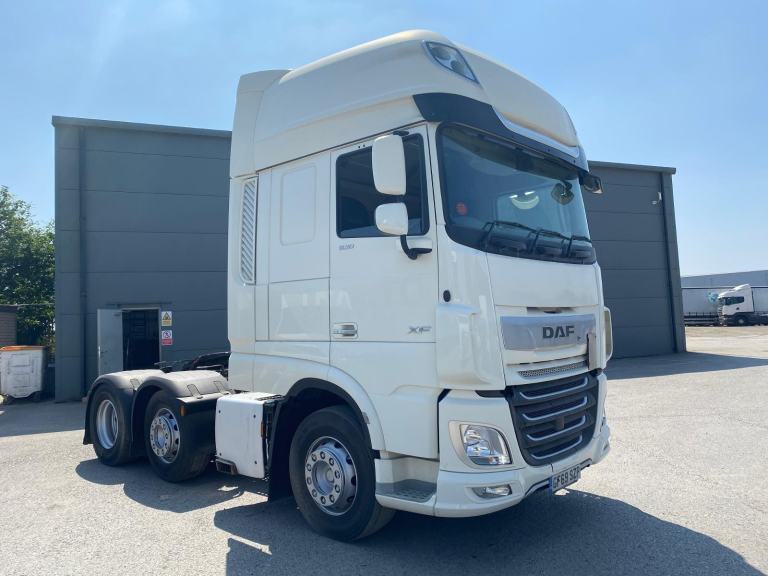 2019/69 DAF XF 6X2 530 BHP TRACTOR UNIT. SUPER SPACE CAB. EURO 6 COMPLIANT