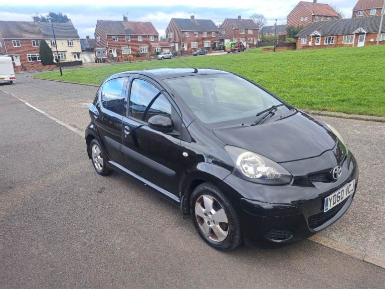 AUTOMATiC toyota, AYGO, Hatchback, 2010,-Auto, 998 (cc), 5 doors