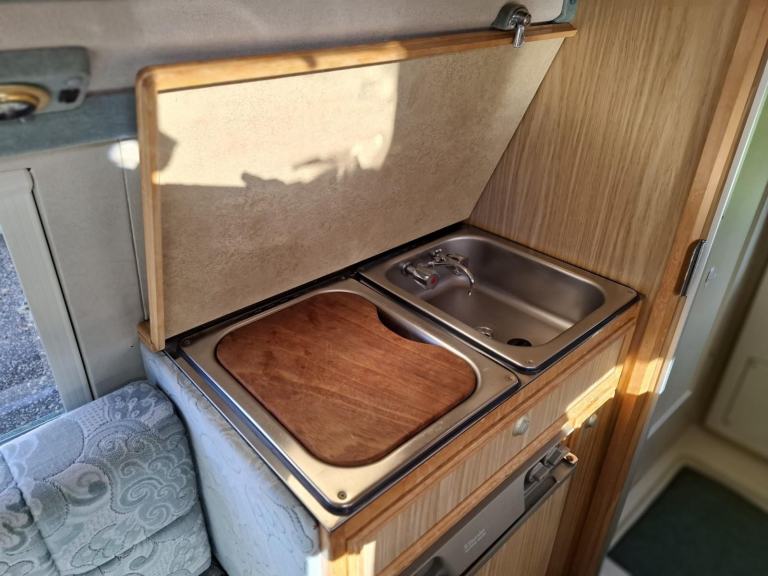 Volkswagen Auto sleeper Topaz