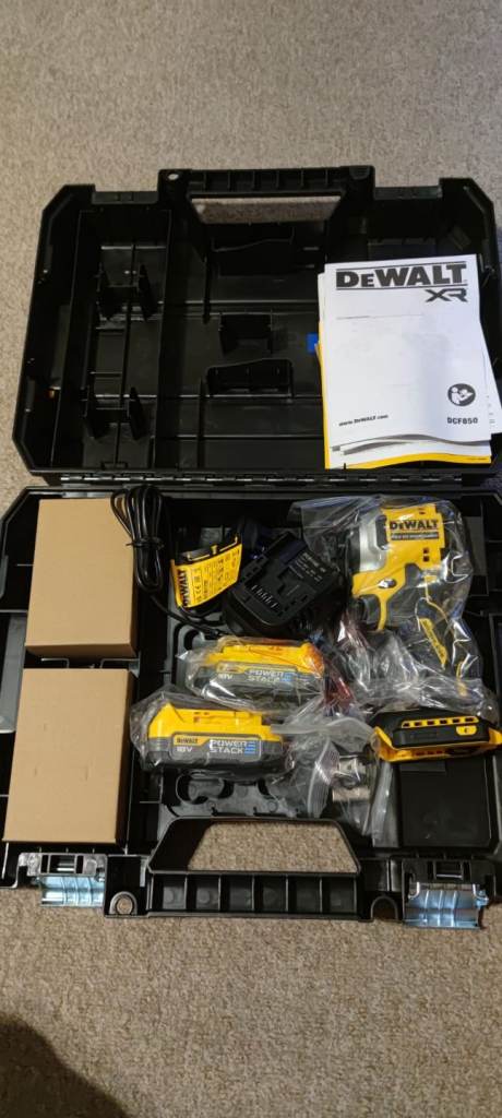 image for Dewalt 18v Impact driver dcf850 full set (very strong)