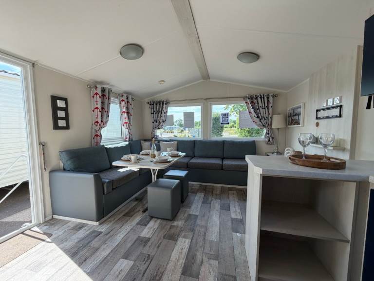 Cheap 3 Bedroom Static Caravan - East Coast