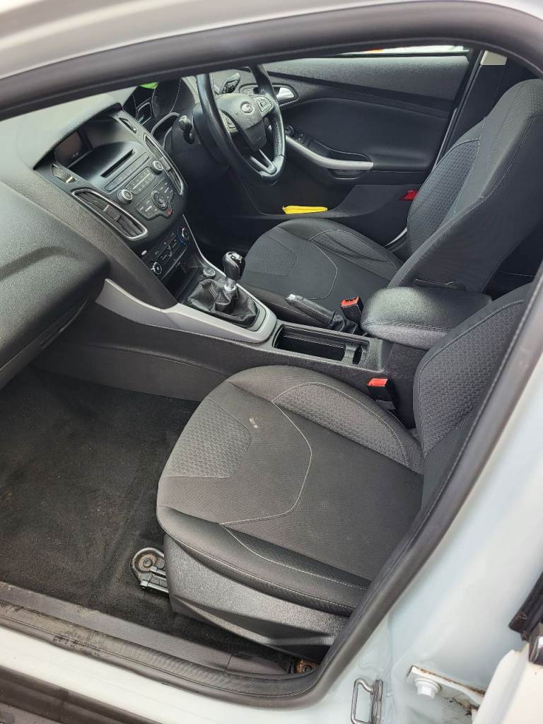 Ford, FOCUS, Hatchback, 2015, Manual, 1560 (cc), 5 doors