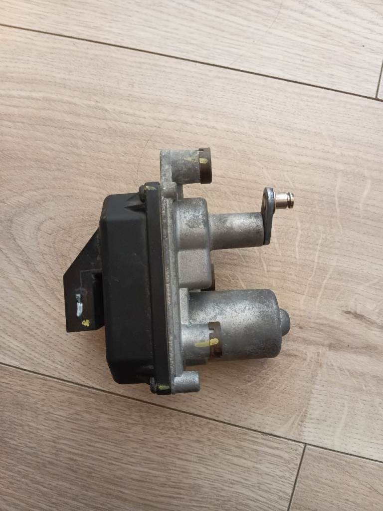 Turbo actuator 