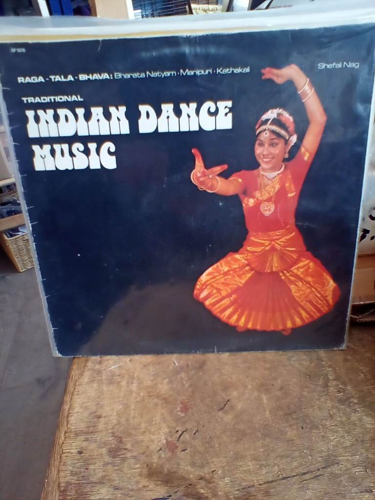 INDIAN DANCE MUSIC,.VINYL ALBUM,. 