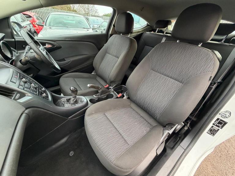 2014 Vauxhall Astra GTC 2.0 CDTi 16V Sport 3dr HATCHBACK DIESEL Manual